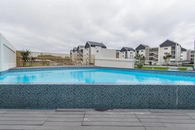 To Let 1 Bedroom Property for Rent in Summerstrand Eastern Cape